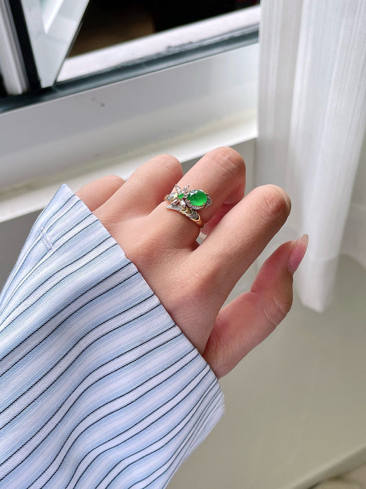 Cuiyu - Ice Sun Green Jade Cabochon Ring, 18k Gold Inlay, Exquisite Design Like a Snake